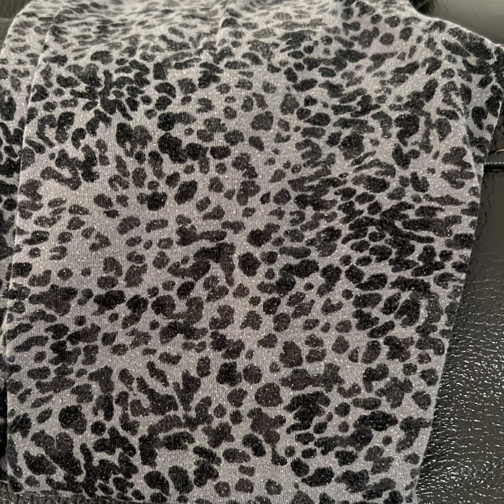 Old Navy and Joe Fresh Legging Bundle M (8) - Picture 3 of 10